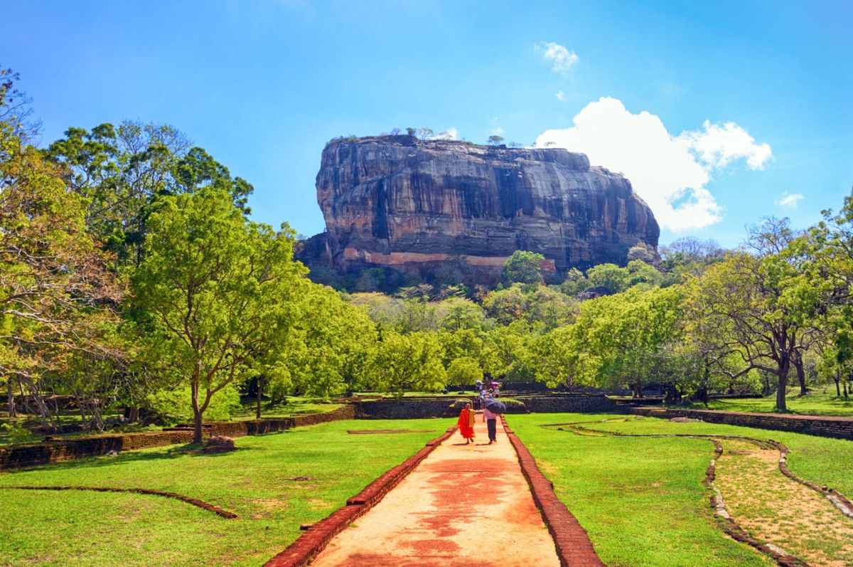 Sigiriya Day Tour
